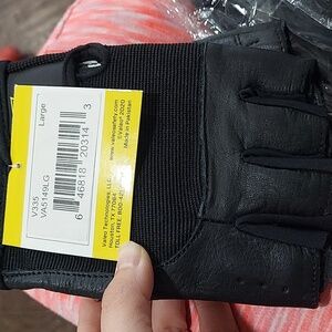 Valeo fingerless Competition Wrist Wrap Lifting Gloves with Leather palm L